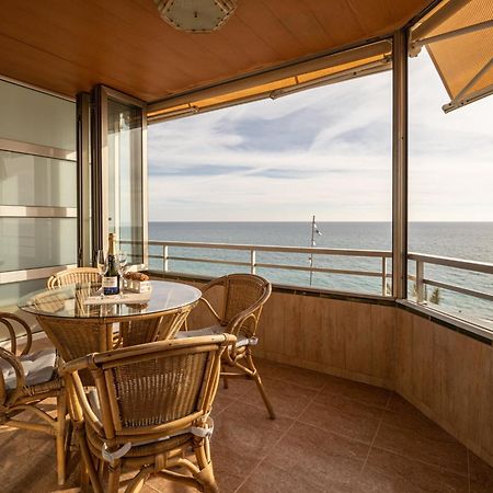 Spacious Apartment With Sea View Terrace In Calafell Eksteriør billede